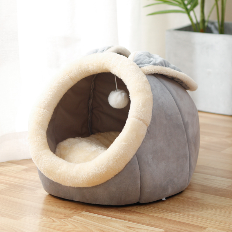 Semi-Enclosed Cat Nest Bed - close-up detail view