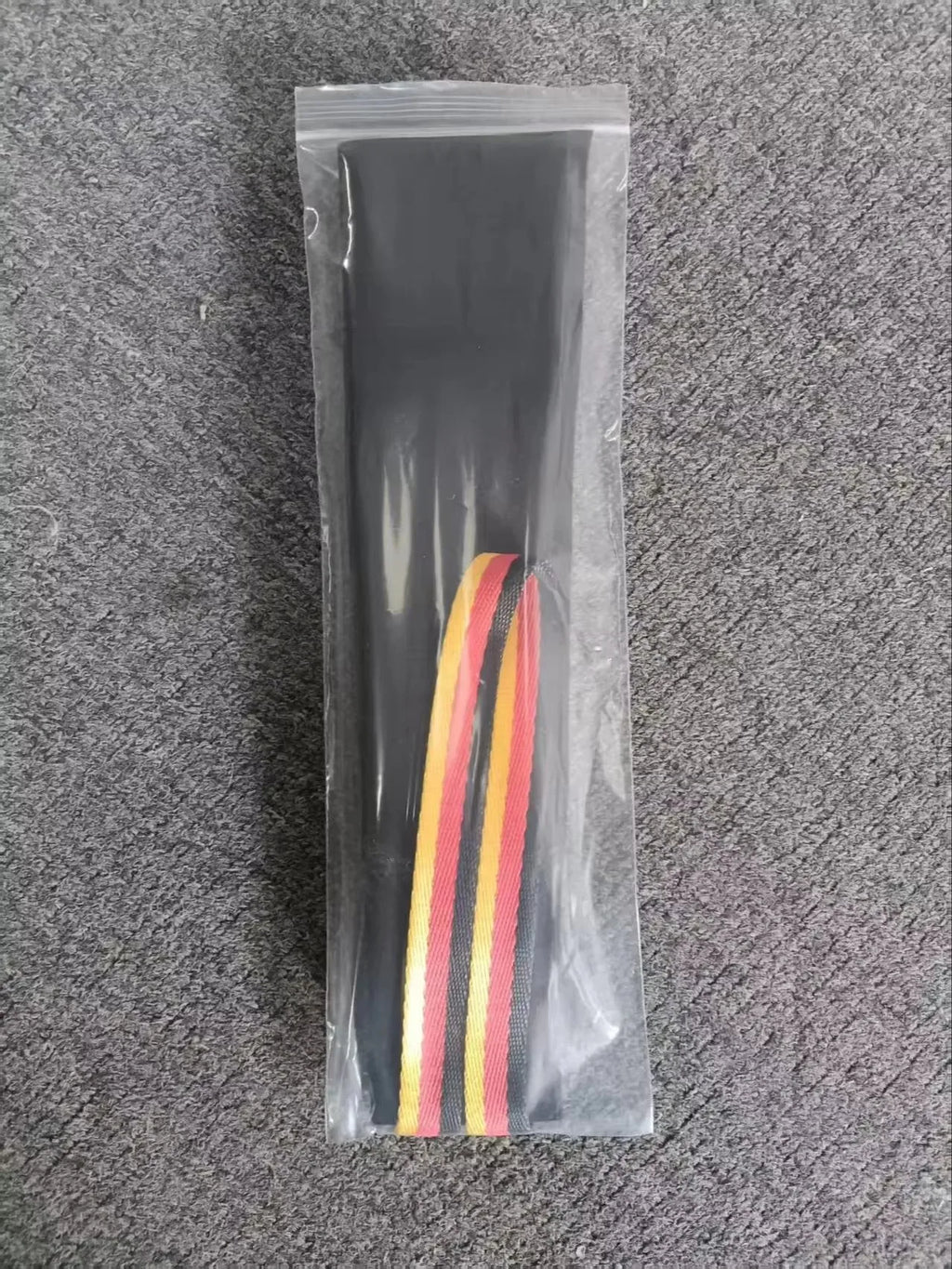 Prey-Drive Tug Toy - size and colour reference